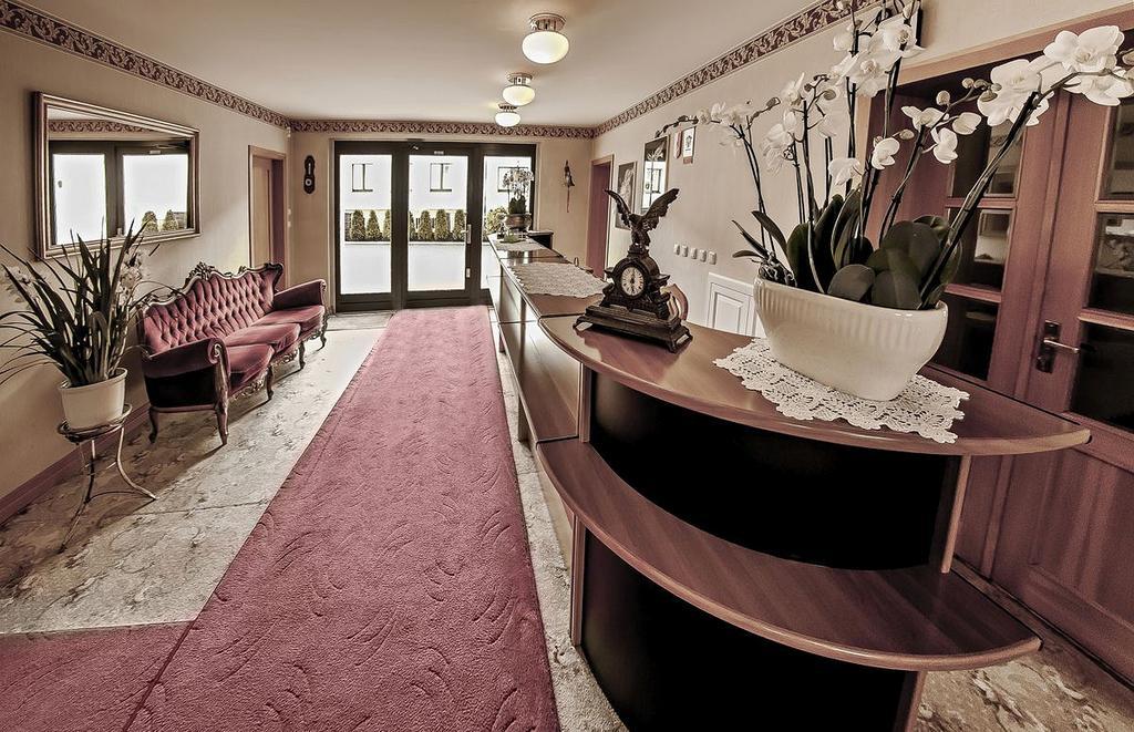 Bed and Breakfast Palazzo Adler Swarzędz Esterno foto